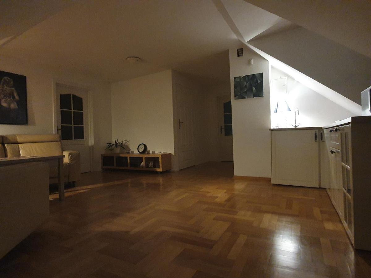 Mieszko Rooms Legionowo Exterior photo